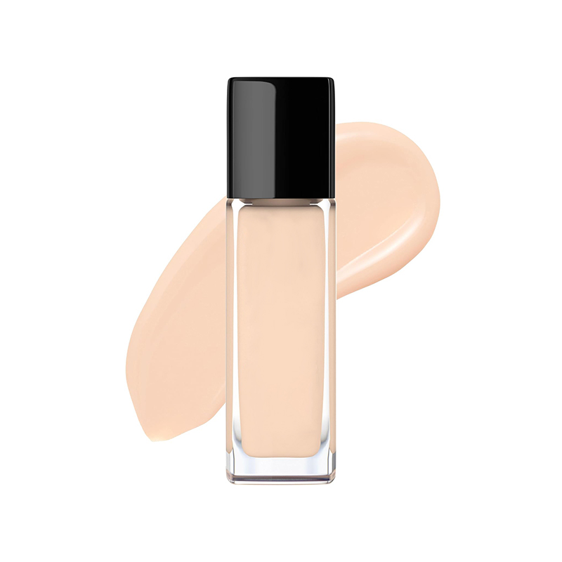 كريم أساس سائل خفيف الوزن وخالي من الزيوت وغير لامع